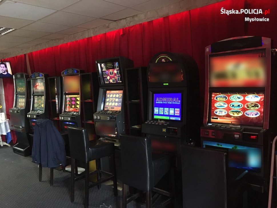 6 automatów do nielegalnych gier hazardowych zabezpieczonych